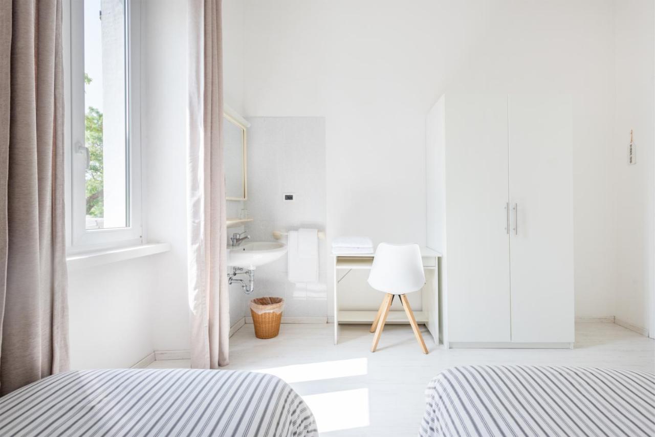 Al Lago Camping & Rooms Riva del Garda Kültér fotó