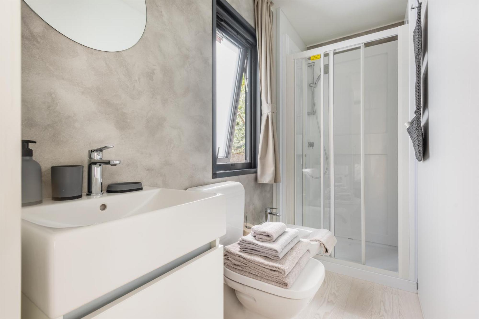 Al Lago Camping & Rooms Riva del Garda Kültér fotó